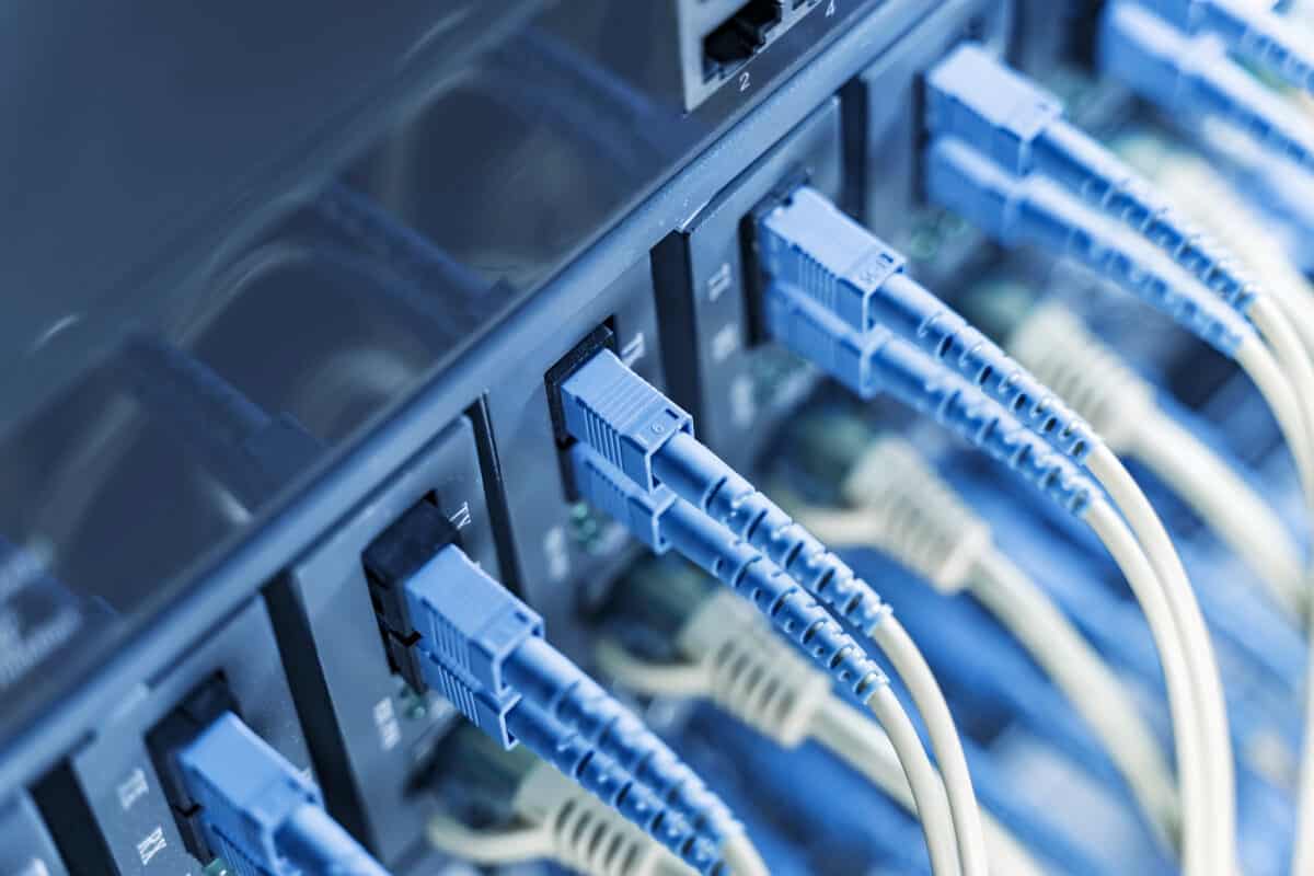 Starlink vs. Standard Broadband