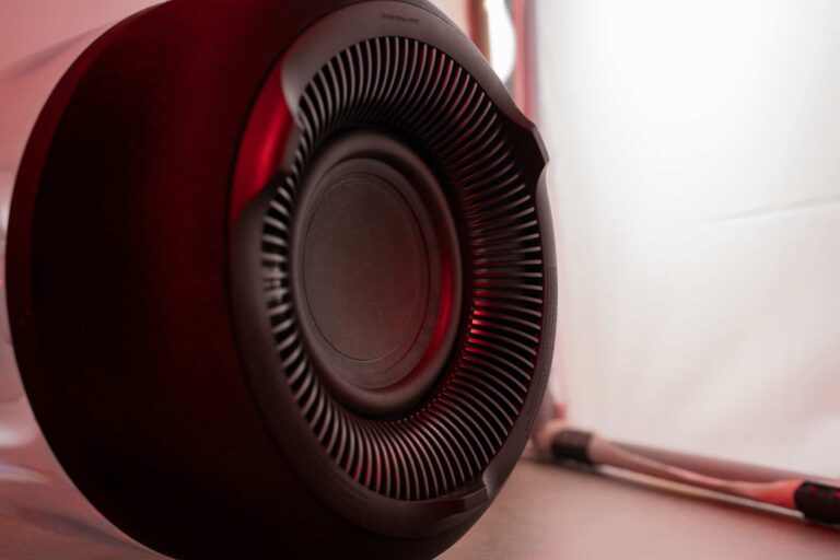 Harman Kardon vs Bose: Which Is Better?
