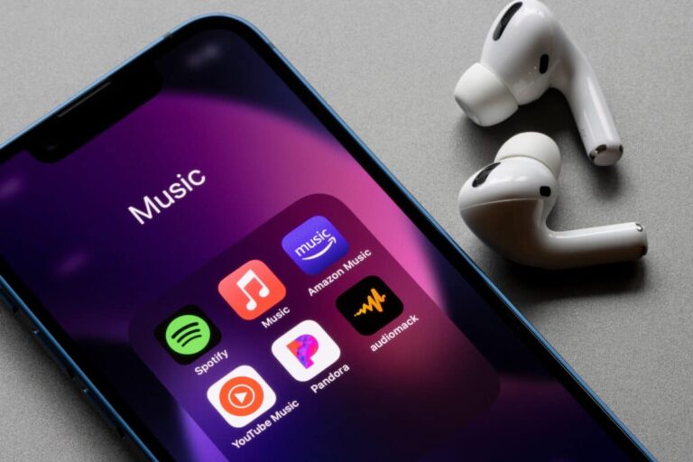 Apple Music vs. Amazon Music: Which Is Better in 2024?