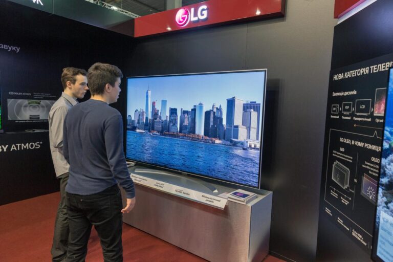 Sony OLED vs. LG OLED: 6 Key Differences and Full Comparison