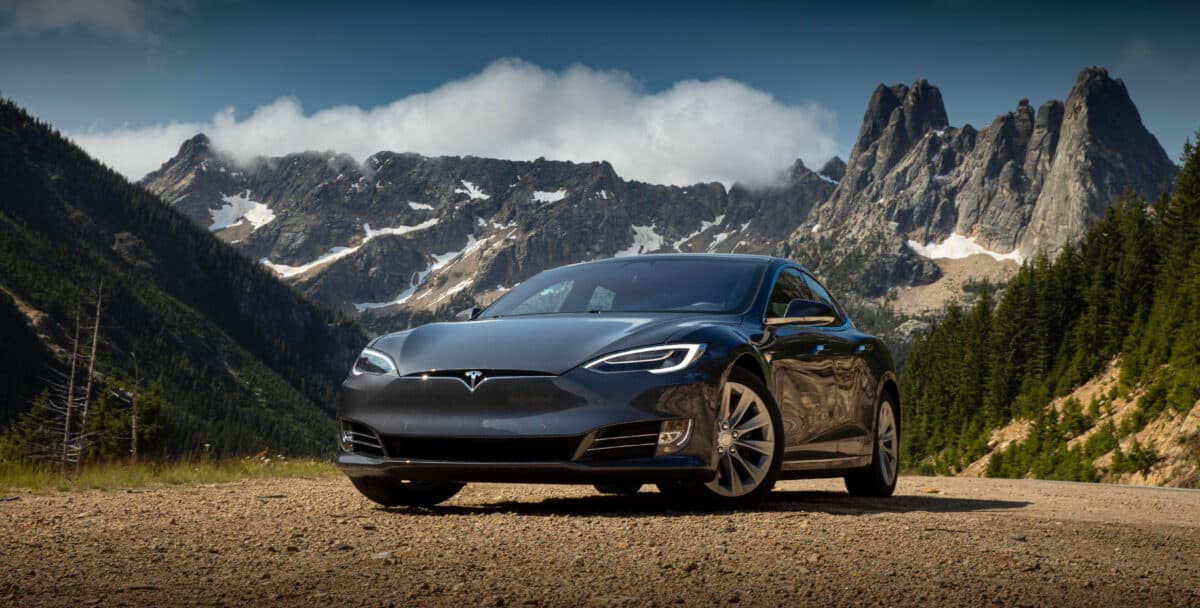 tesla model 3 tires