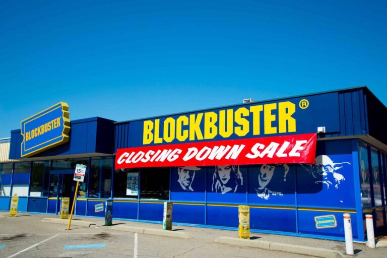 The 5 Reasons Blockbuster Failed Spectacularly