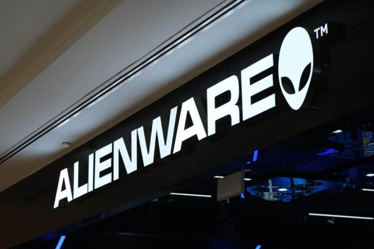 Dell Alienware m15 R7: Reviewed – And Best Deals