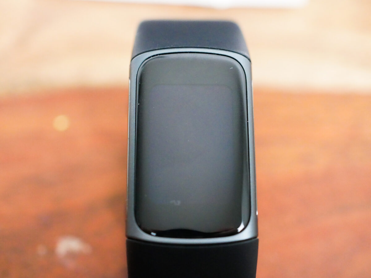 FitBit Charge 5