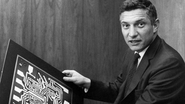 Robert Noyce – Complete Biography, History and Inventions