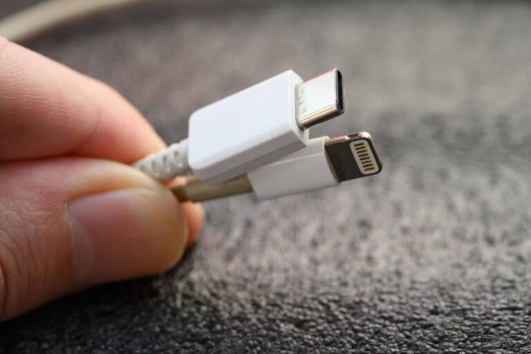 USB C vs. USB 3: Key Differences and Full Comparison