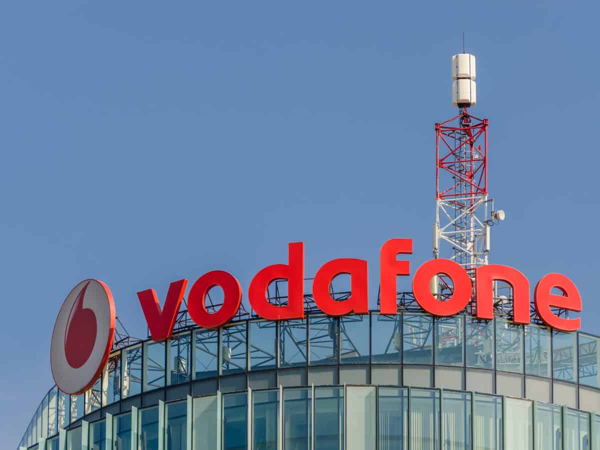 largest telecommunications companies