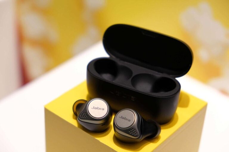 Don’t Buy Jabra’s 75T Headphones Until You Read This