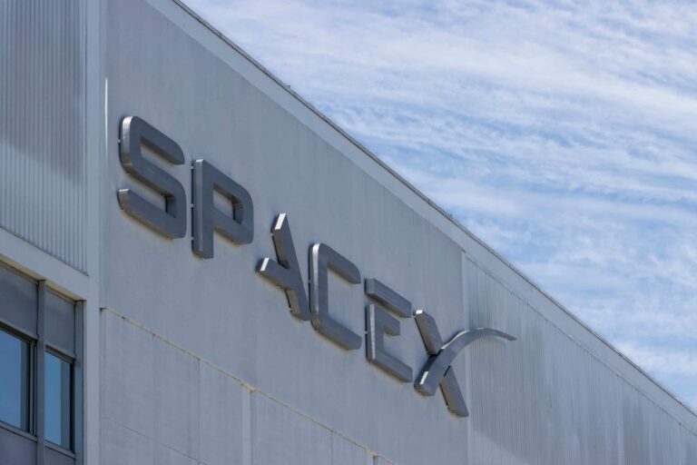 SpaceX: the Complete History