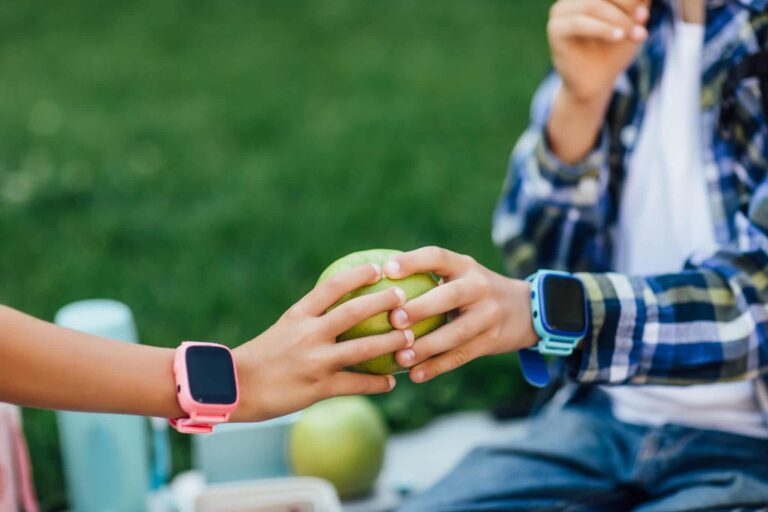 Apple Watch SE vs. Series 3: How Do They Compare?