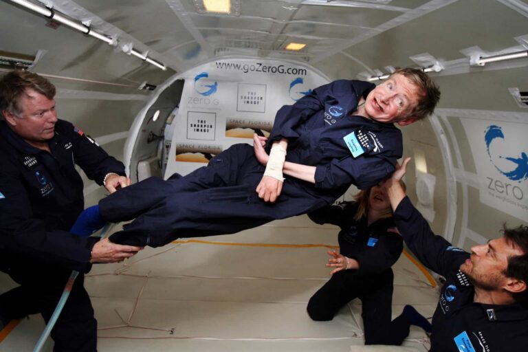 What is Stephen Hawking’s IQ? Was He The Smartest Person Ever?