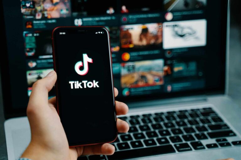 How to Repost on TikTok (with Photos)