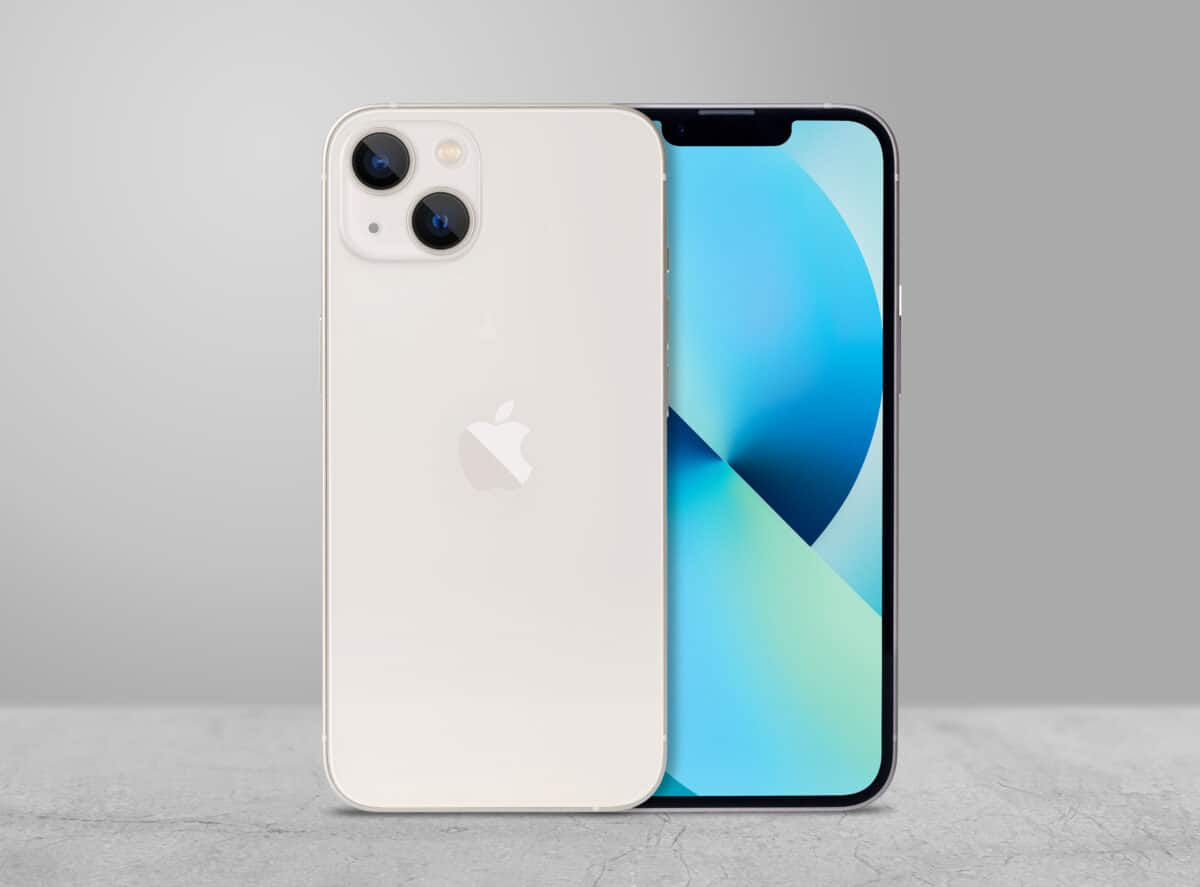 iPhone 13 in starlight