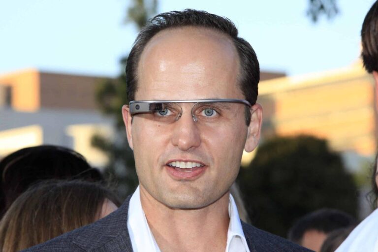 The Real Reason Google Glass Failed Spectacularly