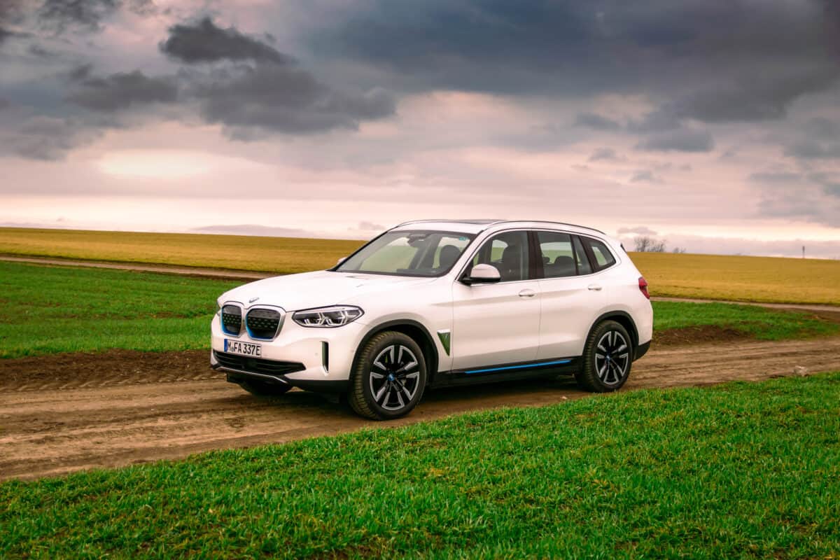 BMW iX3 EV