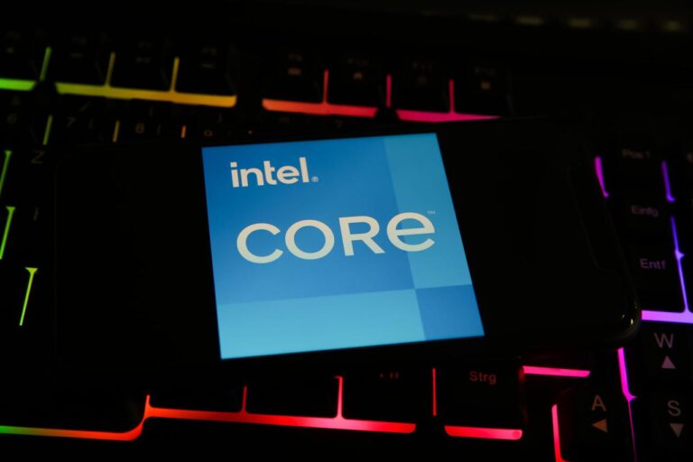 Intel 10700K vs. 11700K: Full Comparison With Specs, Price, and More