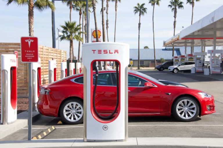 Leasing a Tesla vs. Buying a Tesla: Pros and Cons of Each