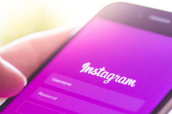 Social Media PR: 6 Tactics to Improve Your Public Relations in 2024
