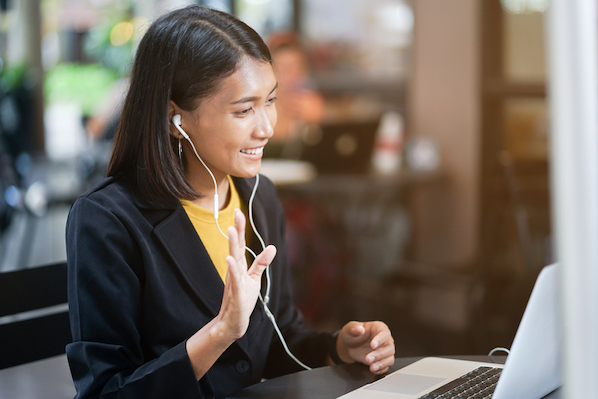 How to Conduct Effective Remote Interviews: Best Practices from HubSpot&lsquo;s Recruitment Coordinator
