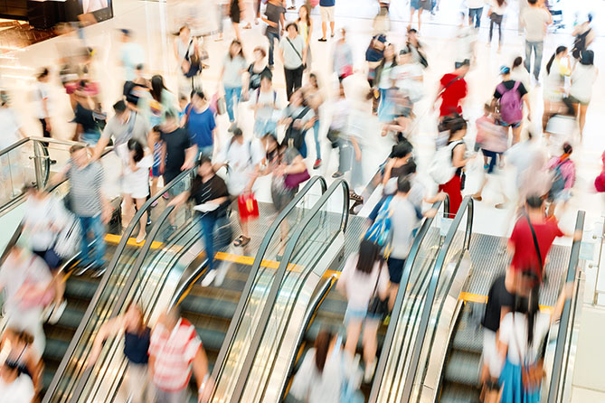 The Bandwagon Effect: 5 Ways to Use the Power of the Crowd to Supercharge Your Conversions