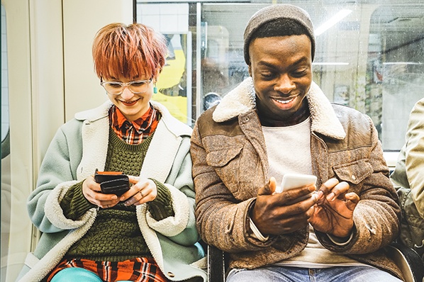 Video or Images: Which Performs Better in Facebook Ads? An In-Depth Analysis