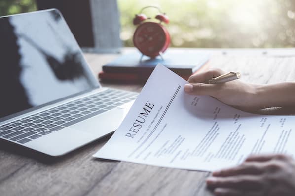 The Ultimate Guide to Vetting Candidates in 2024