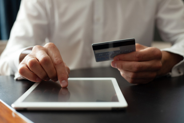 14 Essential Features for Taking Payments on Your Ecommerce Website in 2024