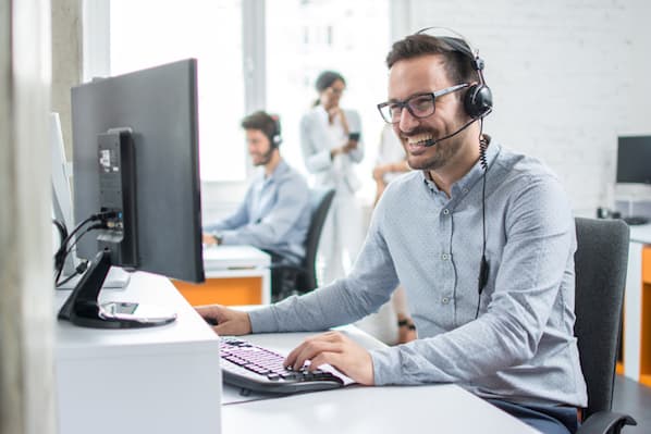 Don&lsquo;t Be Hamstrung by Fear: 3 Strategies to Assert Yourself Without Being Aggressive in Sales