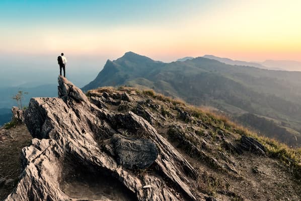 6 Powerful Sales Motivation Tactics That Don&lsquo;t Break the Bank