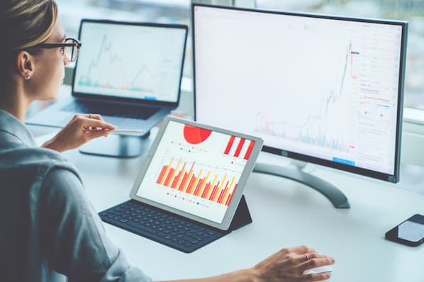 Firing Up Account-Based Selling with a Customer Data Platform: Your 2024 Guide
