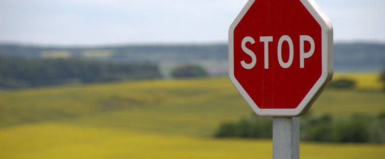 How to Hold Firm in a Negotiation Without Losing the Deal: Chris Voss&lsquo;s Proven 4-Part Strategy