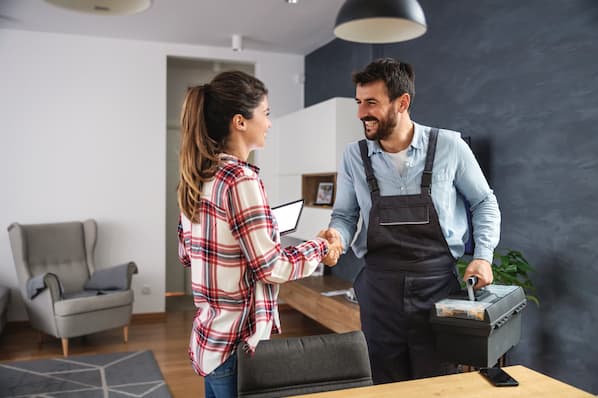 What is Flat Rate Pricing? The Complete Guide for 2024 [+ 5 Examples]