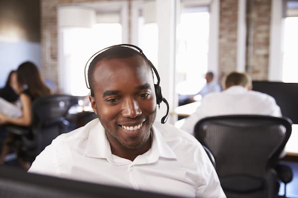 Cold Calling in 2024: The Ultimate Guide to Doing It Right