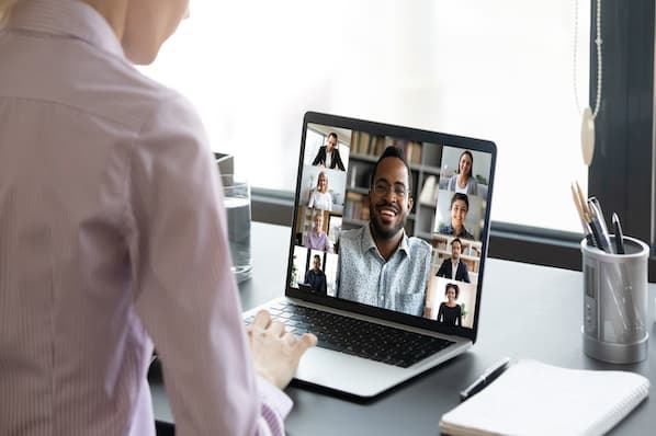 How to Elevate Your Sales Game in 2024: Expert Tips for Reps and Managers
