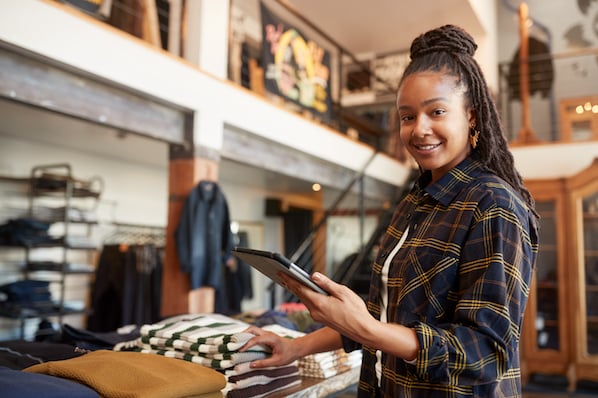 How to Start an Online Boutique for Free in 2024