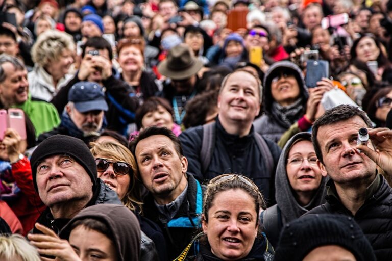 The Fascinating World of Machine Learning: How AI is Revolutionizing Facial Expressions
