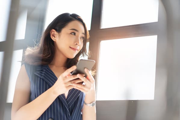 The Ultimate Guide to Mobile CRM Solutions in 2024