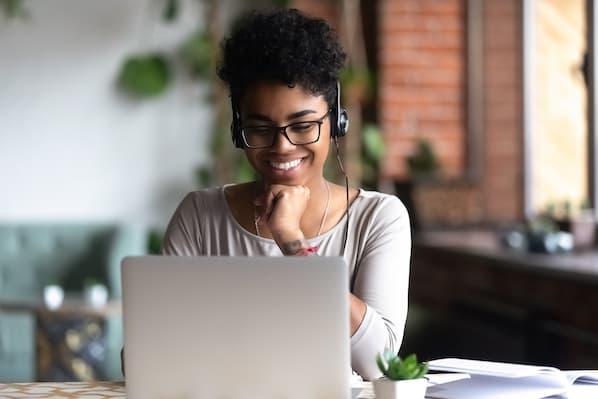 The Personal CRM You&lsquo;ve Been Waiting For: My Free Networking Template for Tracking and Nurturing Professional Relationships