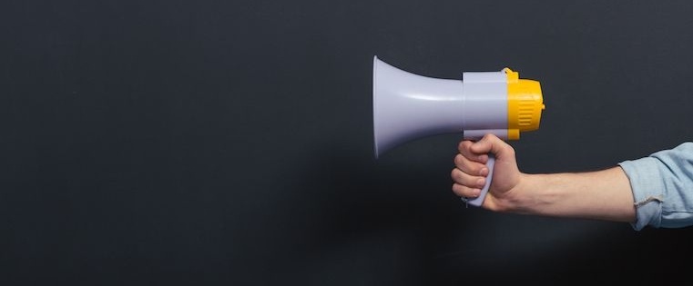 20 Powerful Persuasion Techniques to Use in Your Sales Emails