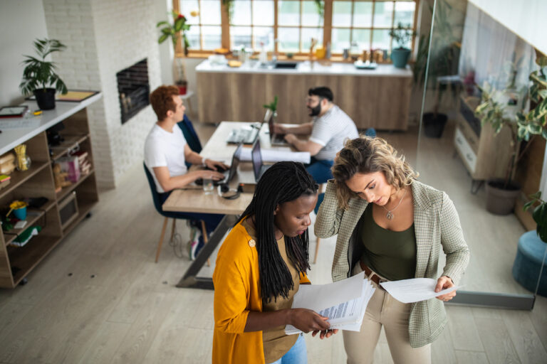 The Ultimate Guide to Achieving Product-Market Fit in 2024