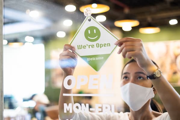The Secrets of Successful Promotional Pricing: Boosting Sales Without Hurting Your Brand