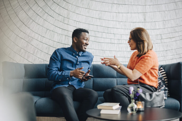 7 Game-Changing Apps to Skyrocket Your Sales Communication Skills