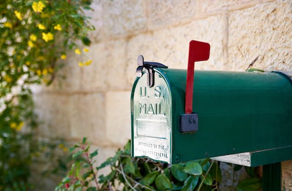 11 Amazing Real Estate Postcard Ideas to Inspire Your Own