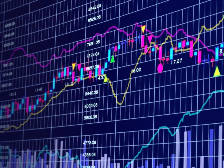 Mastering Stock Price Prediction: An AI Expert&lsquo;s Comprehensive Guide to Financial Ratio Modeling