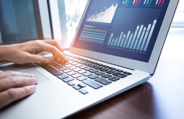 10 Sales Dashboard Examples & Best Practices to Skyrocket Revenue in 2024