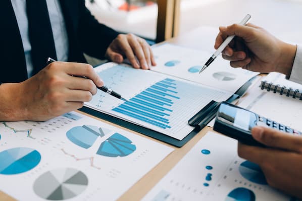 How Sales Enablement Drives Revenue Growth: Insights from Crayon&lsquo;s Director of Sales