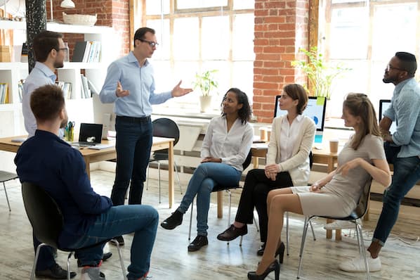 The Essential Guide to Setting and Achieving Sales Objectives in 2024