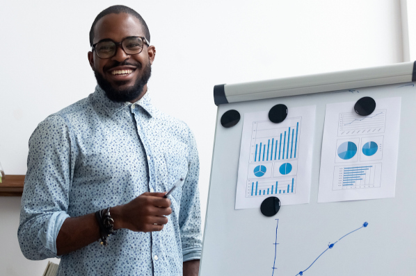 From Selling to Struggle: 5 Reasons Top Salespeople Fail as Managers (and How to Avoid the Same Fate)