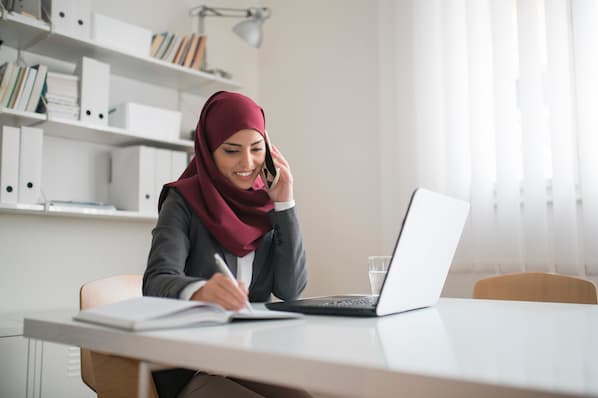 Sales Process vs. Sales Methodology: Why You Need Both to Succeed