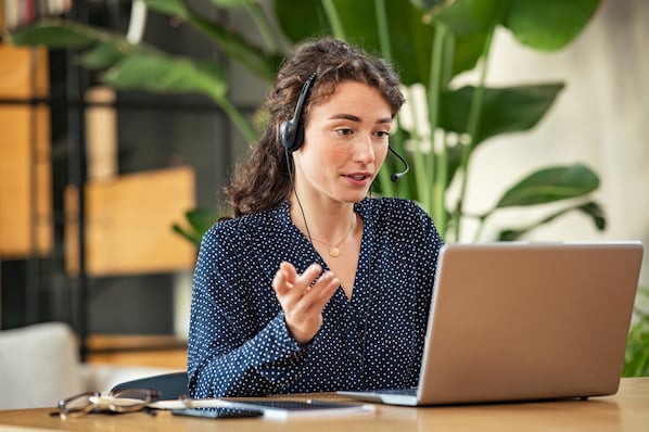 The Ultimate Guide to Sales Probing Questions: 100+ Examples to Truly Understand Your Prospects
